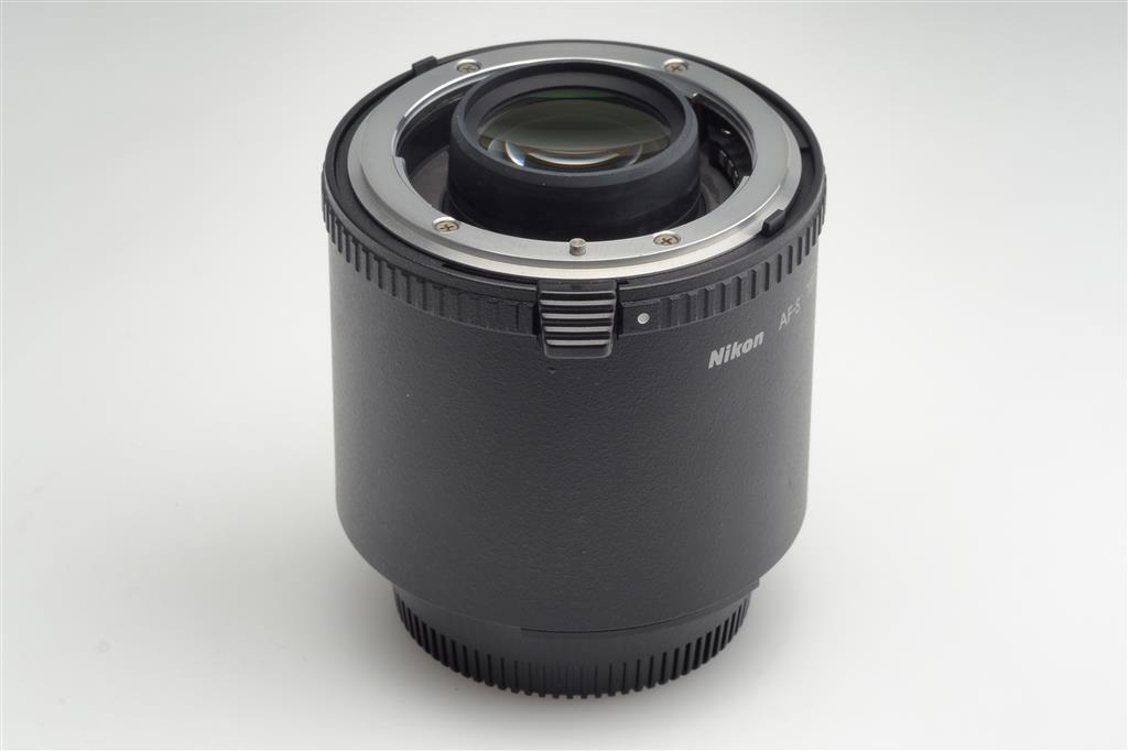 商品画像：Amazon.com : Nikon TC-20E II (2.0x) Teleconverter AF-S for 2