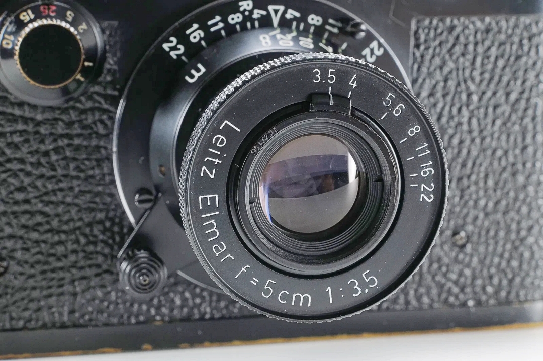 Leitz Leica Elmar 50mm Black Paint
