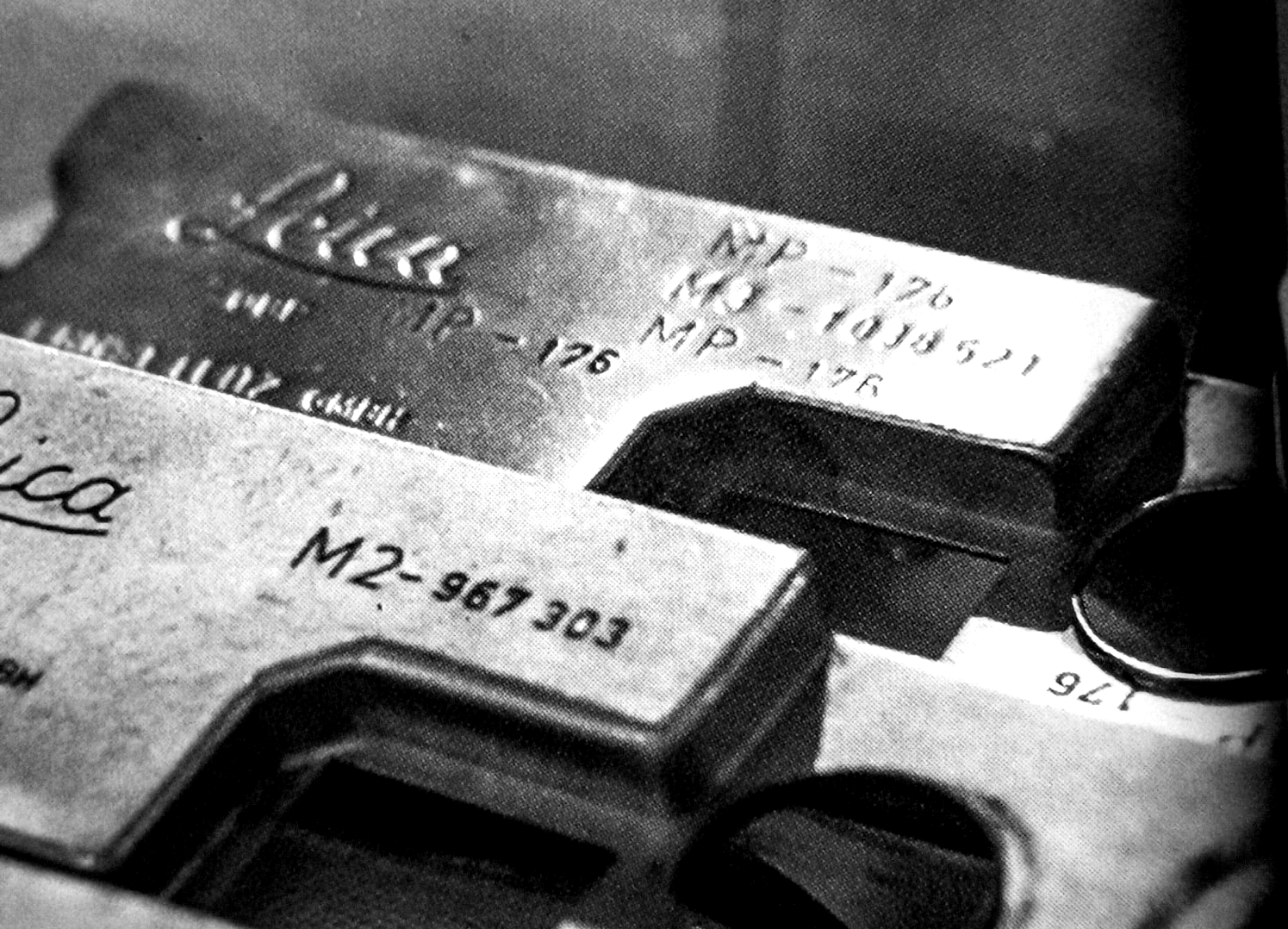 Leica Fake Engraving