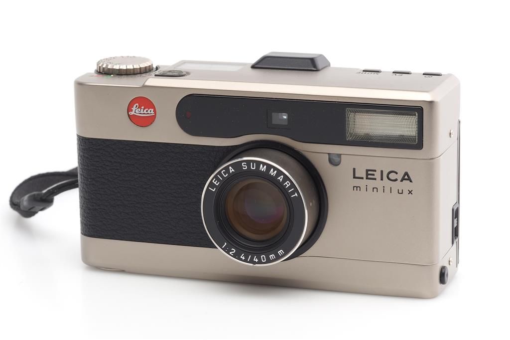 'One roll of film with the Leica Minilux' - Alexander Mailänder-Reautschnig