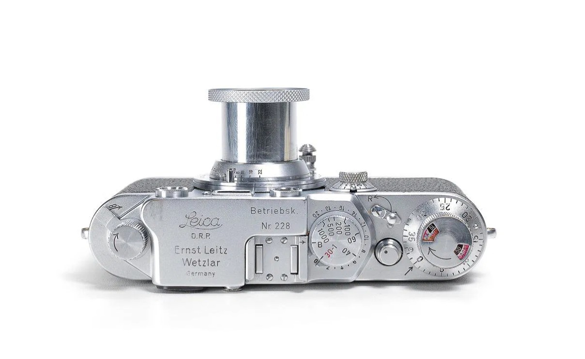 Special Engravings on Leica Cameras - Jo Geier - Mint & Rare