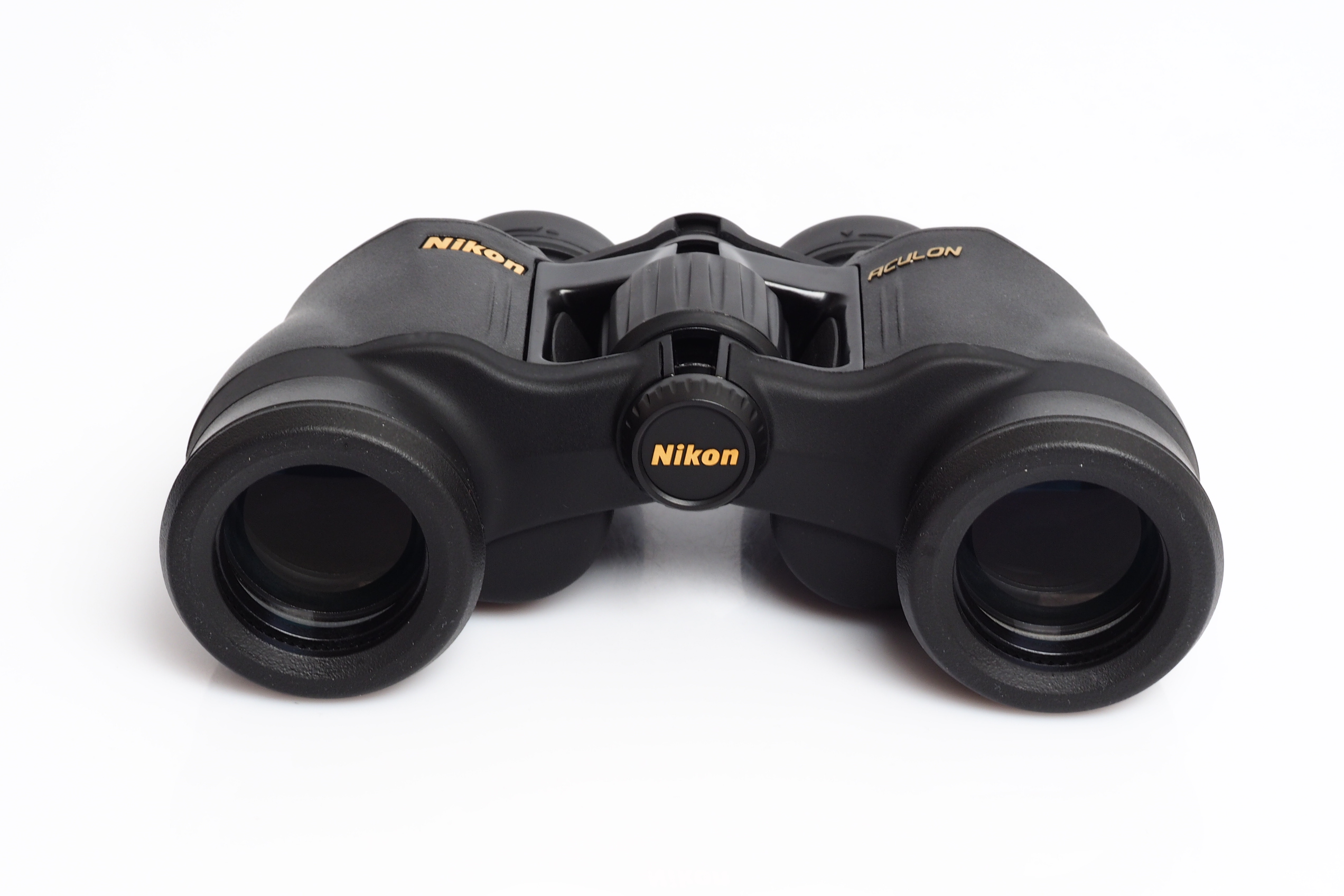 nikon aculon 7x35