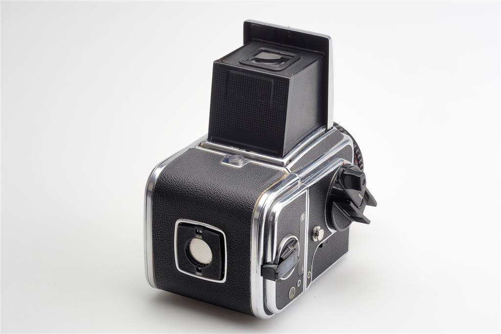 2110000767143_20095_5_hasselblad_500_cm_chrome_outfit_w_planar_2880mm_t__box_72335233.jpg
