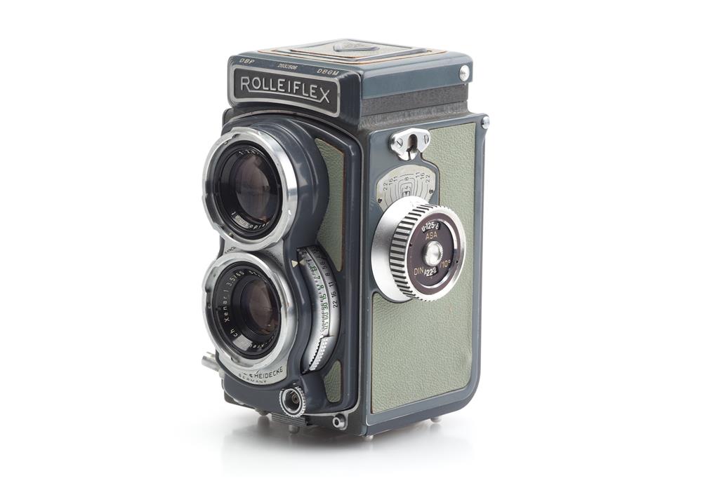 【レア】Rolleiflex 4×4 二眼レフカメラ baby rollei 柊サナカ：第10話 ローライフレックス4×4（ベビーローライ