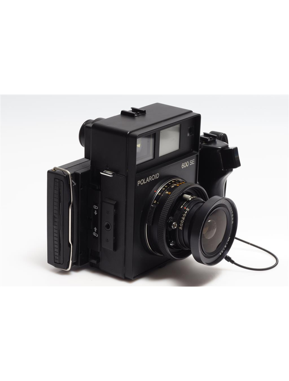 Polaroid 600 SE w. Mamiya 5.6/75mm | JO GEIER