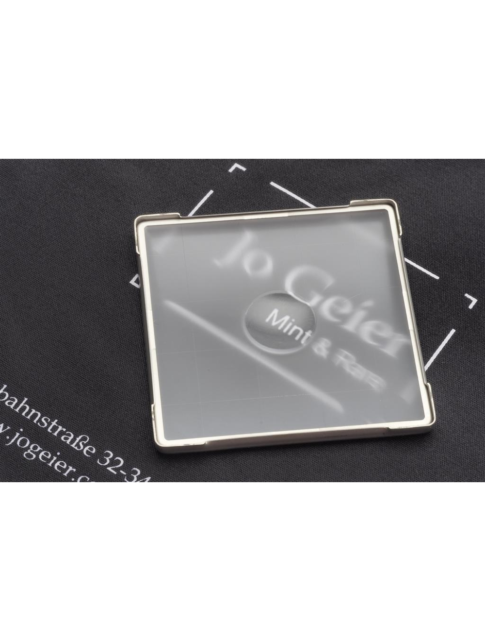 Hasselblad Checked Focusing Screen with Central Grid (42250