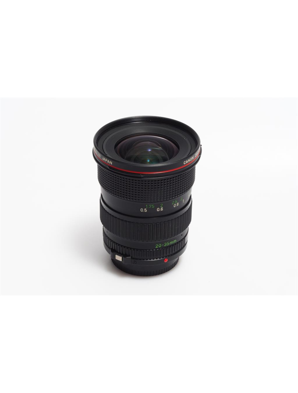 Canon FD 3.5/20-35mm L Zoom w. Canon Hood BW-72 | JO GEIER