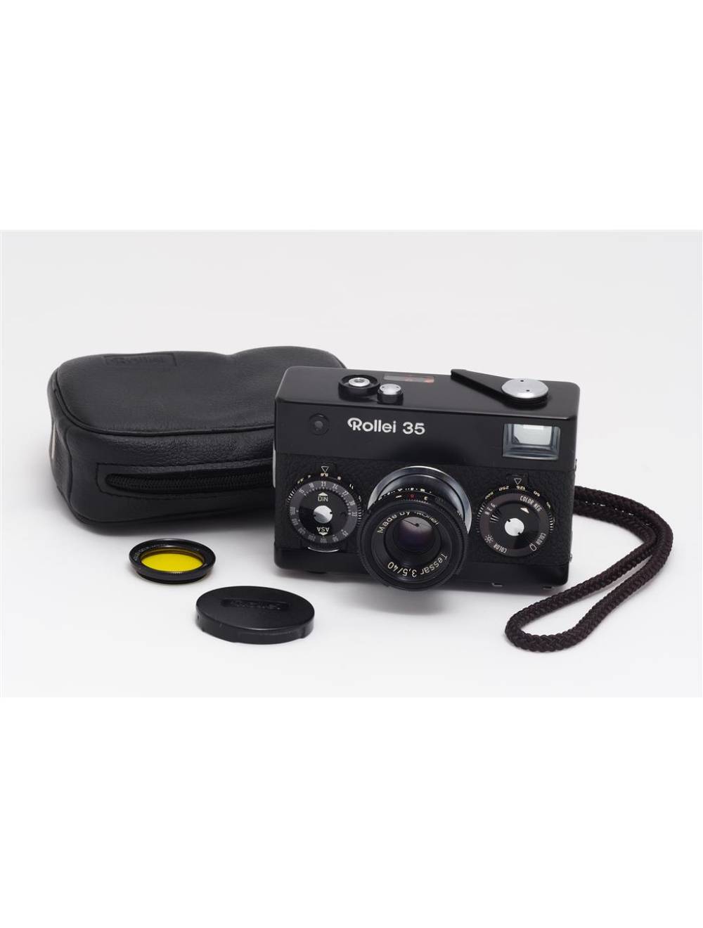 Rollei 35 Black w. Tessar 3.5/40mm #70949 | JO GEIER