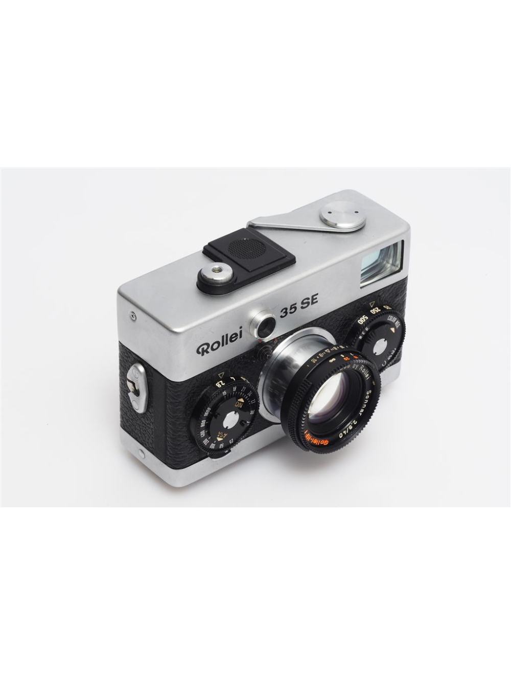 Rollei 35 35SE Chrome w. HFT Sonnar 2.8/40mm | JO GEIER