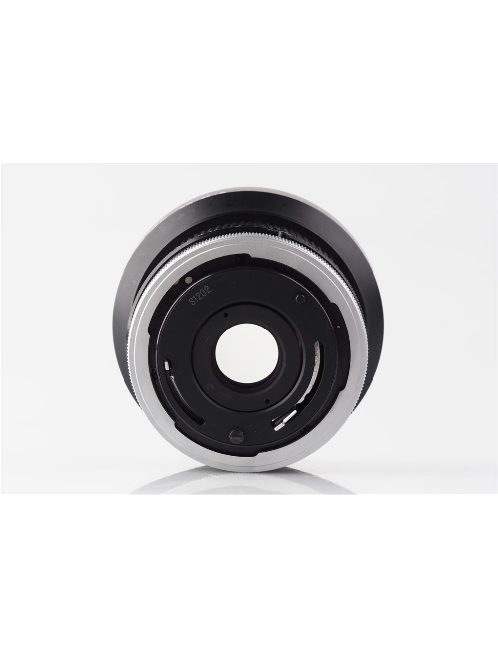 Canon FD 2.8/28mm S.C. w. Hood Canon BW-55B #307505 | JO GEIER