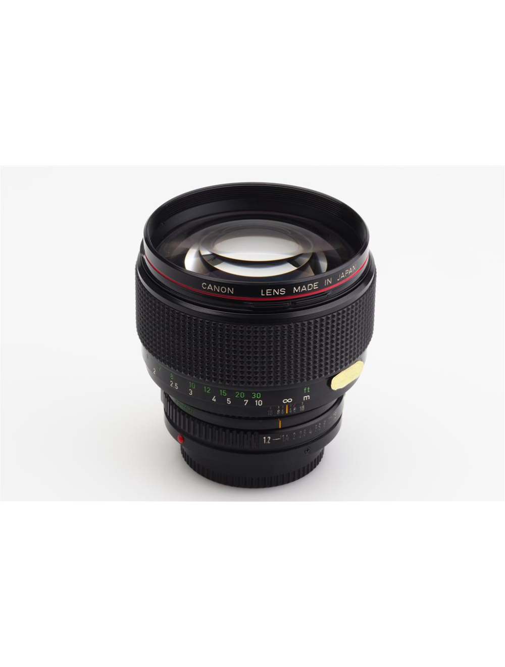 Canon FD 1.2/85mm L w. Hood BT-72 #25997 | JO GEIER