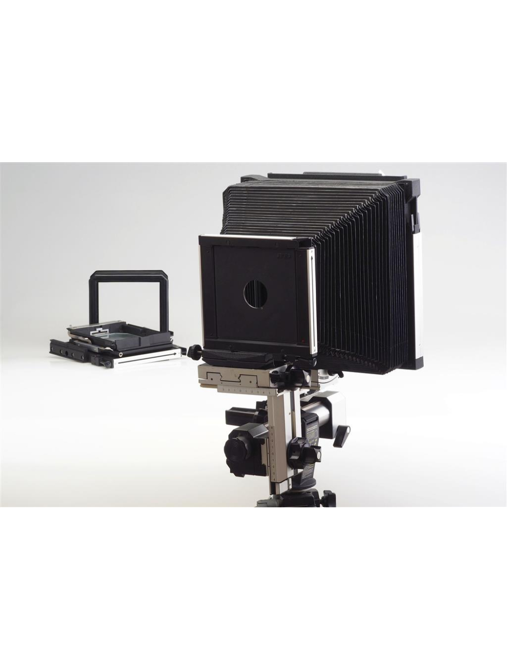 Sinar P 8x10 /18x24 and 4x5 inch Outfit Large Format Camera