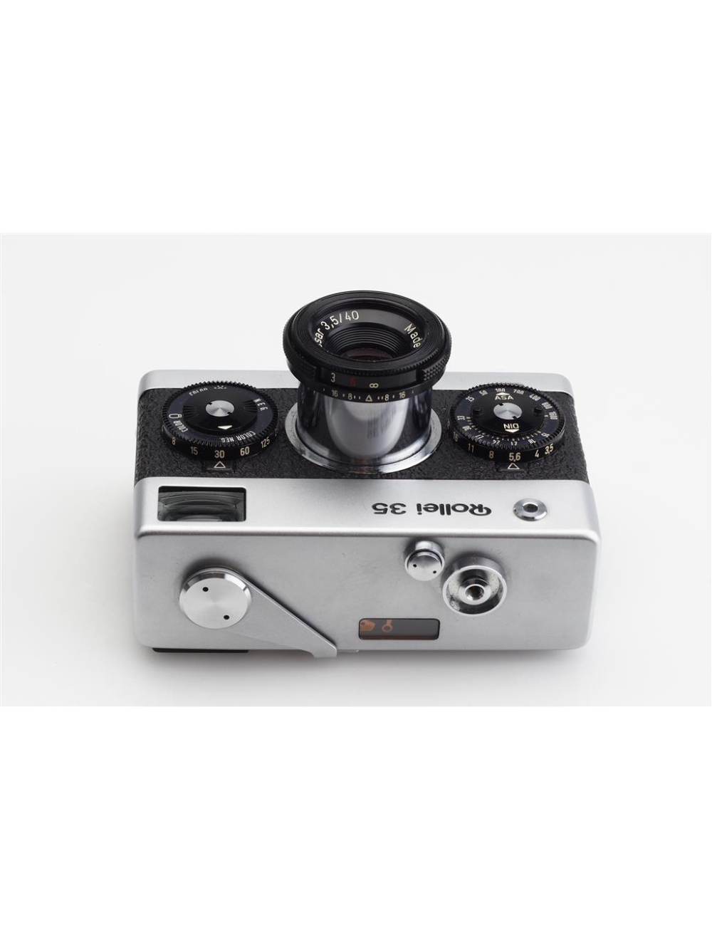 Tessar Rollei 0 40mm in Singapore, Made Camera, f⁄3.5 Chrome Black