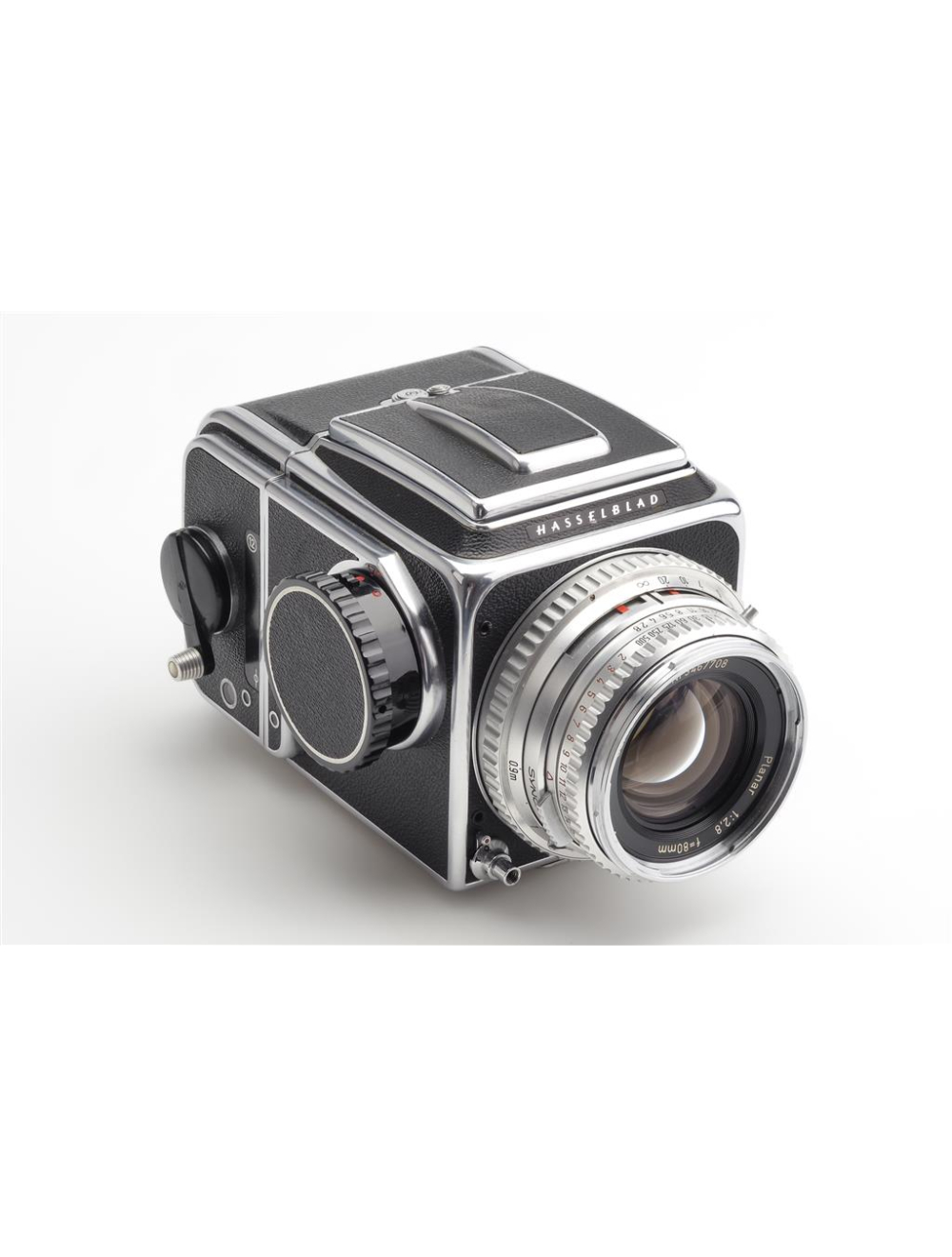Hasselblad 500 C Chrome w. 2.8/80mm Planar & Mag. 12 | JO GEIER