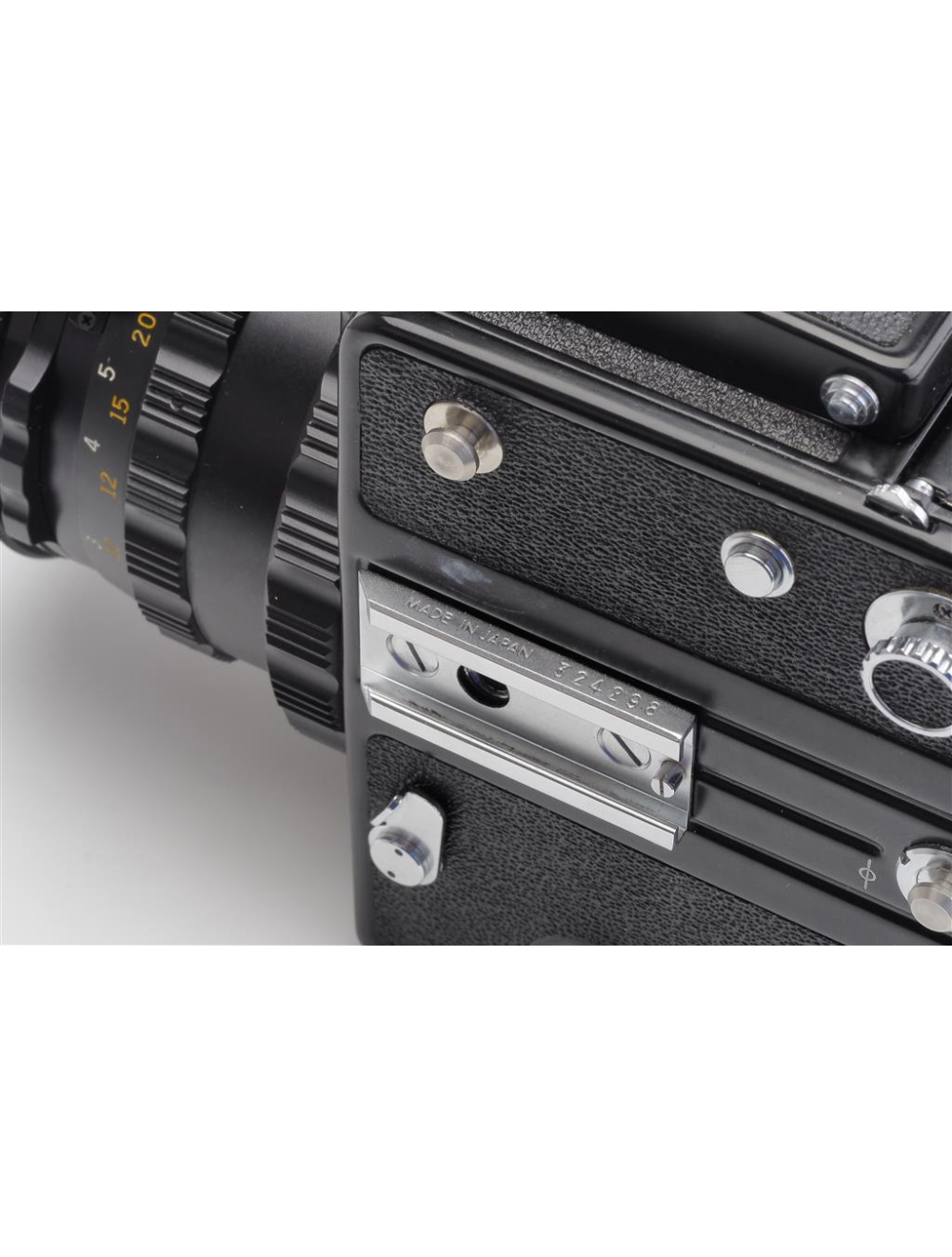 Kowa Six w. 3.5/150mm 6x6 Medium Format Camera | JO GEIER