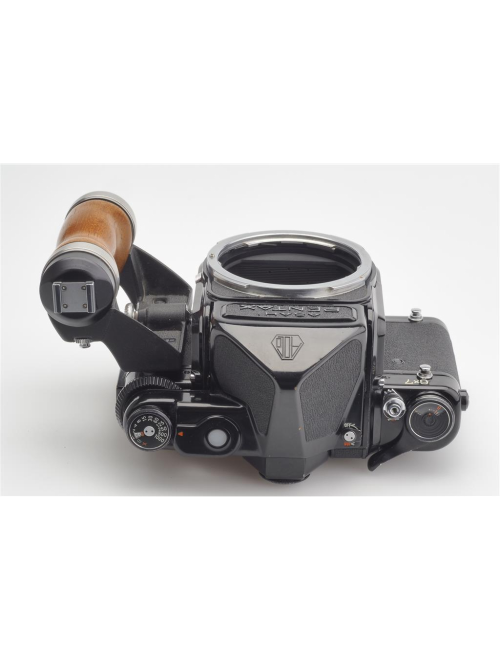 Asahi Pentax 67 6x7 Body w. TTL Metering Prism & Hand Grip | JO GEIER