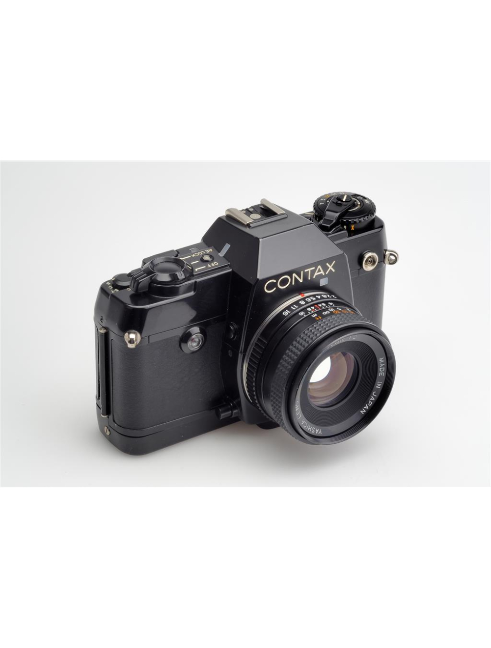 Contax 137 MA Quartz w. Yashica ML 2/50mm | JO GEIER