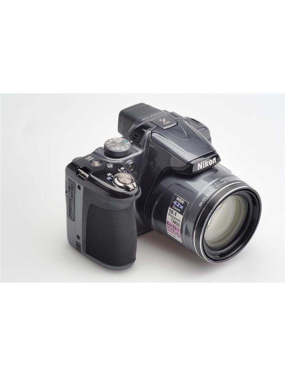 Nikon Coolpix P520 w. 3-5.9/4.3-180mm & Case & Charger | JO GEIER