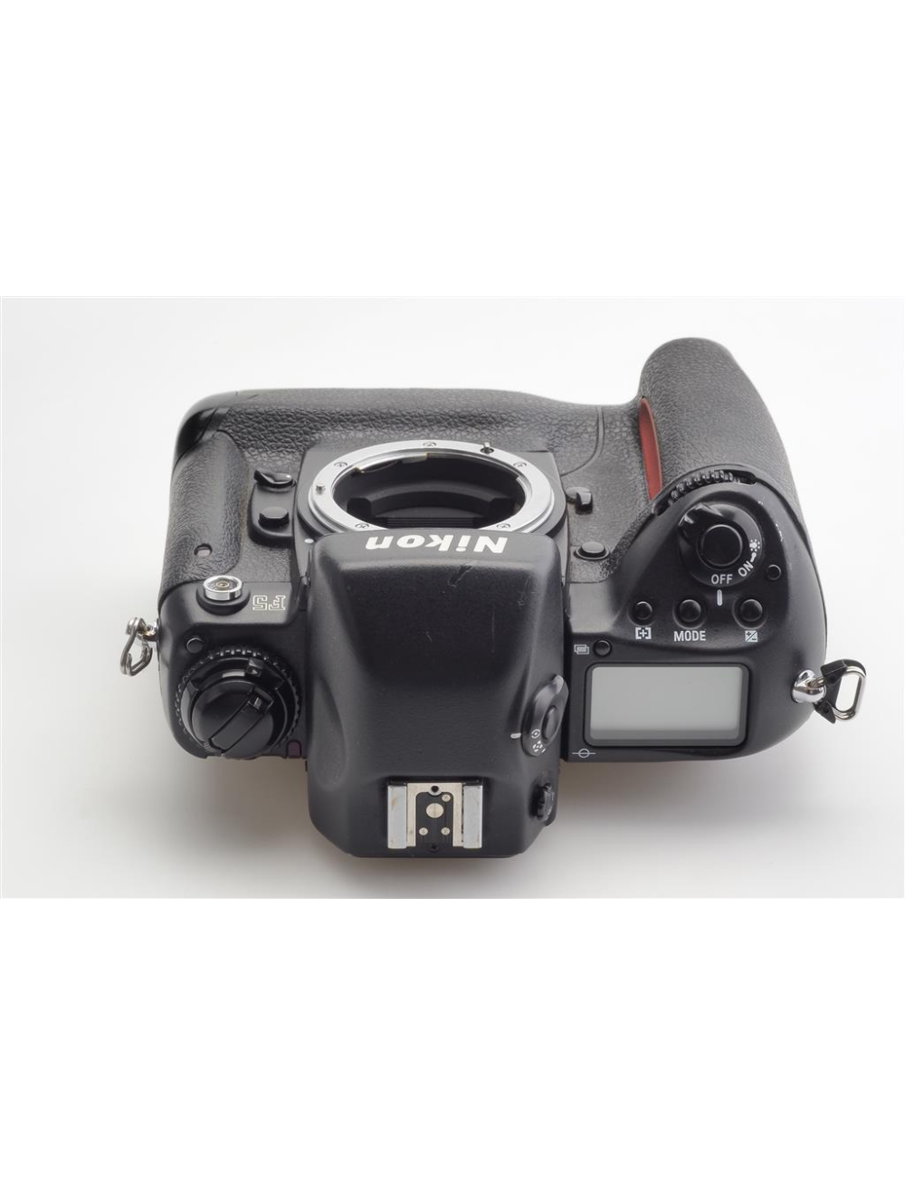 Nikon F5 Body w. Strap #3026391 | JO GEIER