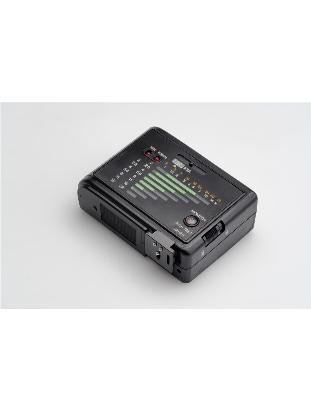 Minolta Auto CLE Flash w. Case | JO GEIER