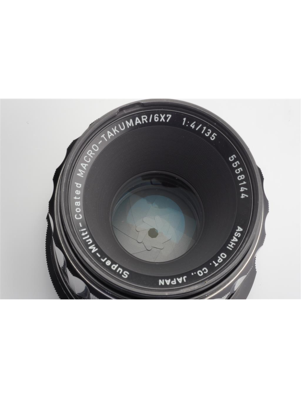 Asahi Pentax 67 6x7 4/135mm SMC MACRO-Takumar w. Filter | JO