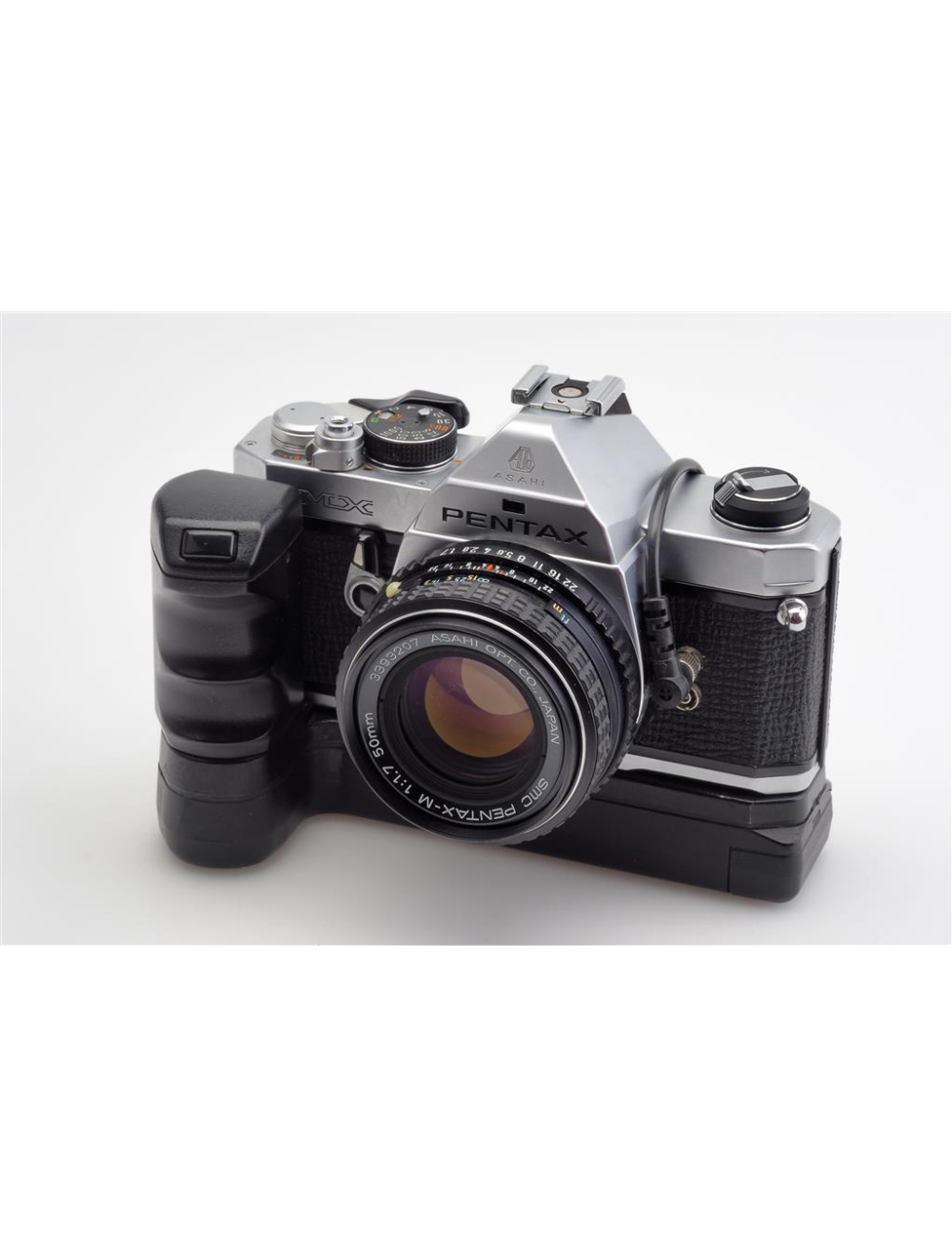Pentax MX Chrome w. Pentax-M 1.7/50mm & Data Back & Winder | JO GEIER