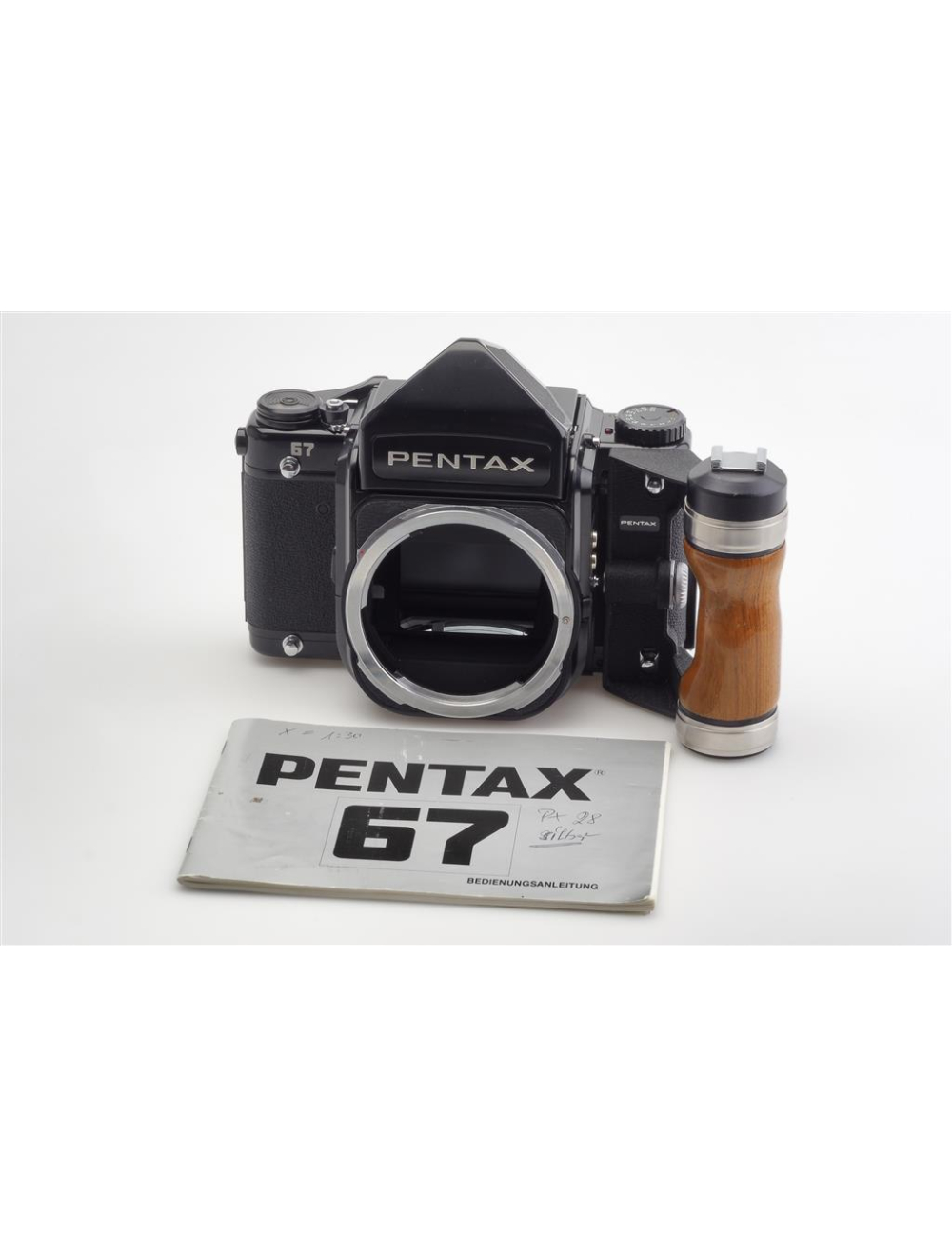 Asahi Pentax 67 6x7 Body w. Prism & Handgrip | JO GEIER