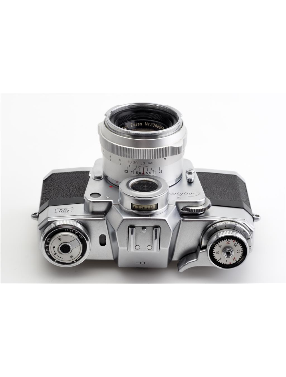 Zeiss Ikon Contarex Bullseye w. 2/50mm Planar & Case | JO GEIER