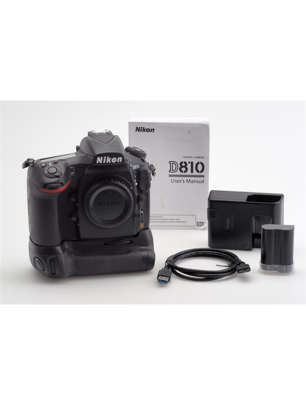 Nikon D810 Body w. MB-D12 Battery Pack & Charger 760 Exp. | JO GEIER