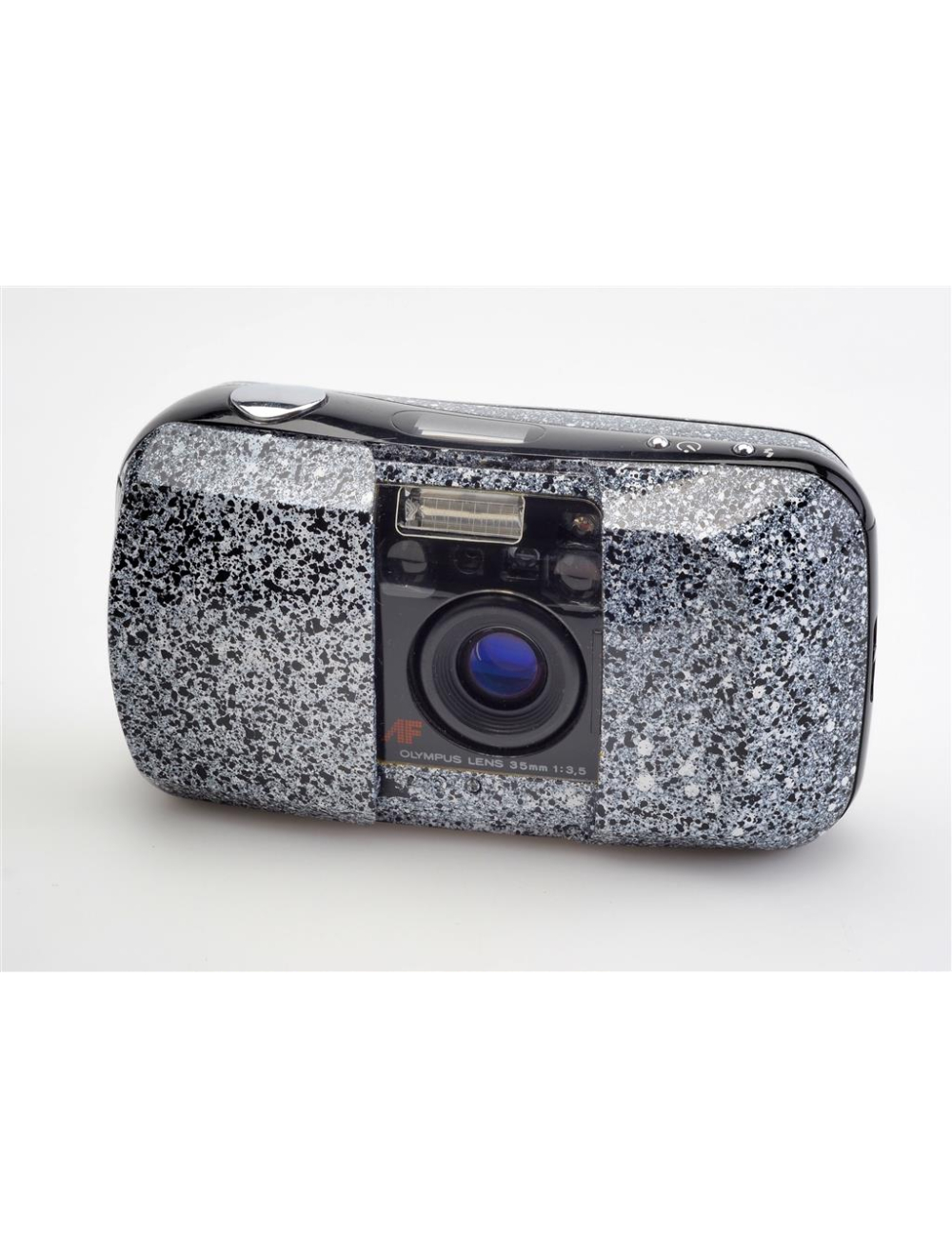 Olympus Mju 1 I Limited Edition Marble Black/White | JO GEIER