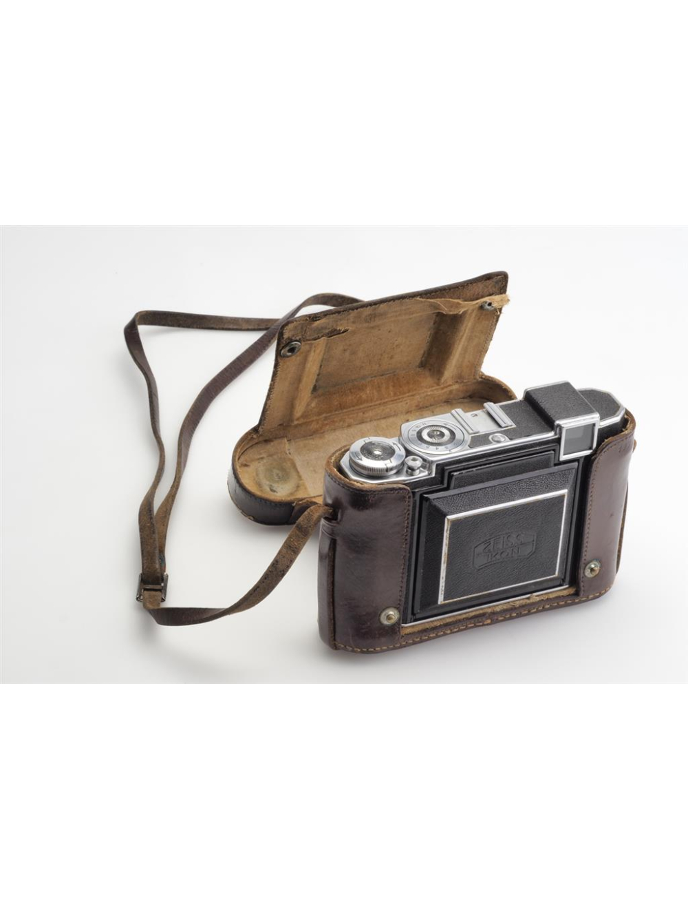 Zeiss Ikon Super Ikonta 532/16 w. 2.8/8cm Tessar & Case | JO GEIER