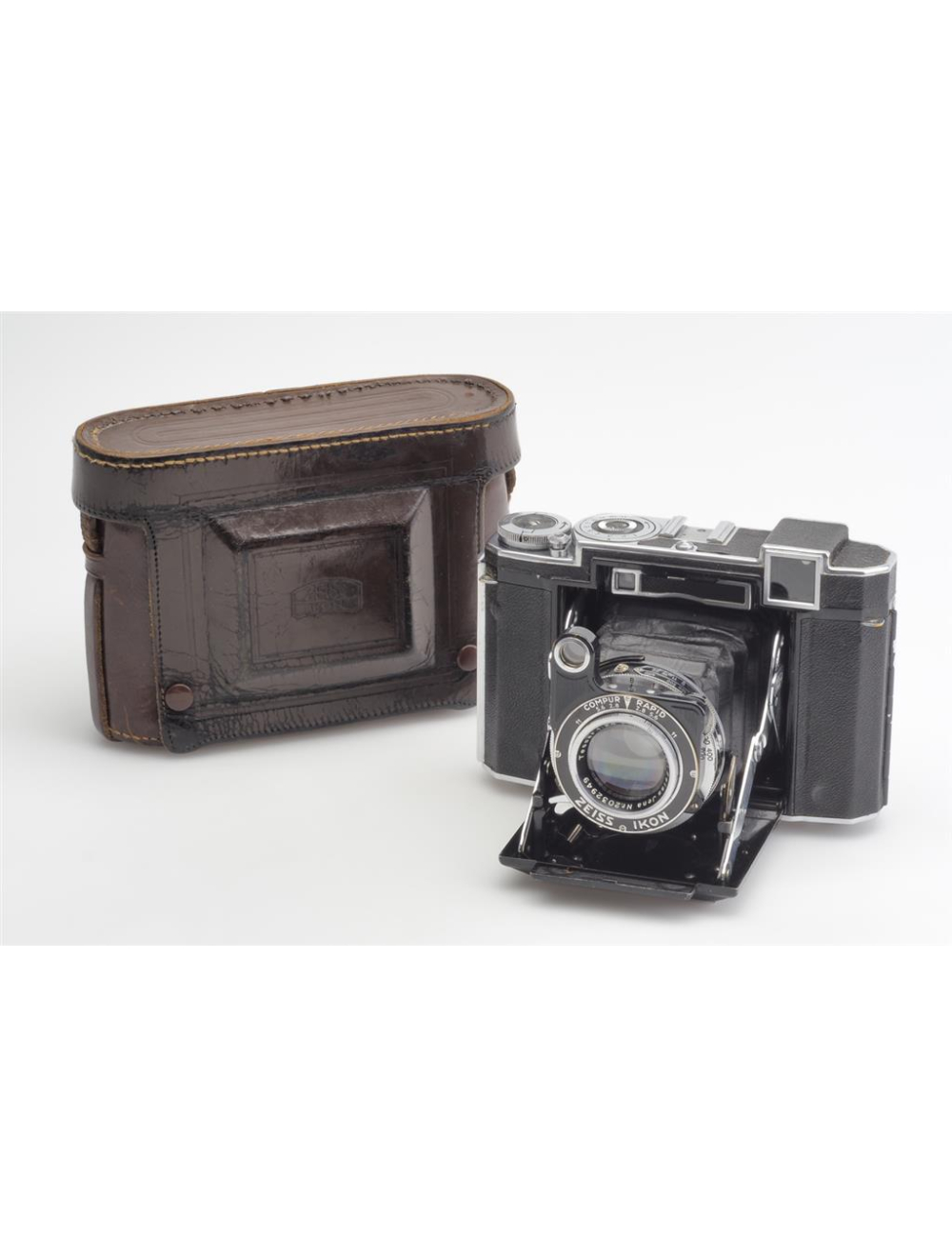 Zeiss Ikon Super Ikonta 532/16 w. 2.8/8cm Tessar & Case | JO GEIER