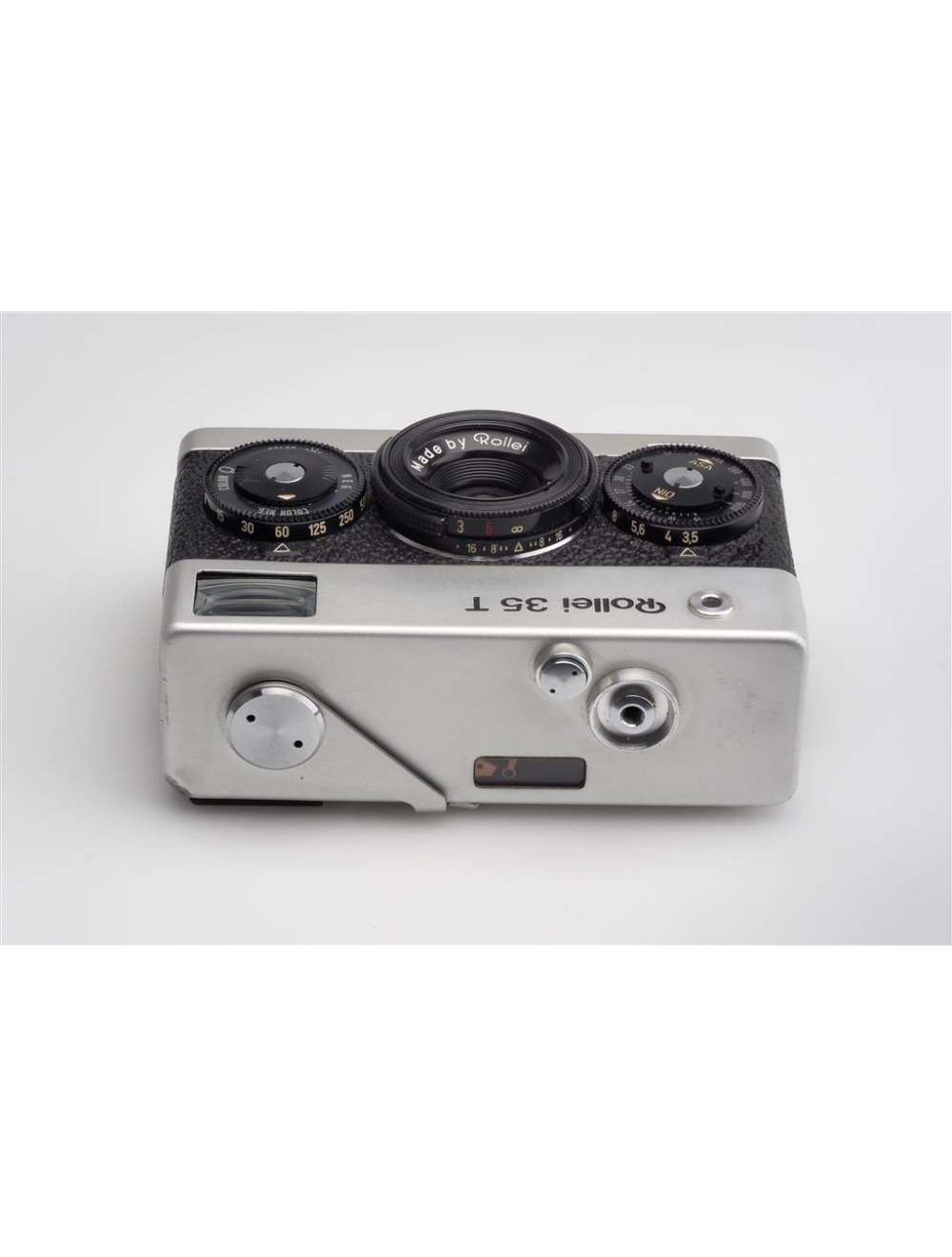 Rollei 35 35T Chrome w. Tessar 3.5/40mm Made in Singapore | JO GEIER