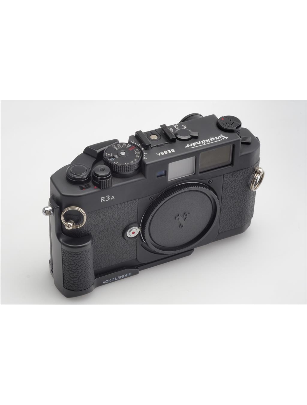 Voigtländer Bessa R3A Black Body w. Hand Grip | JO GEIER