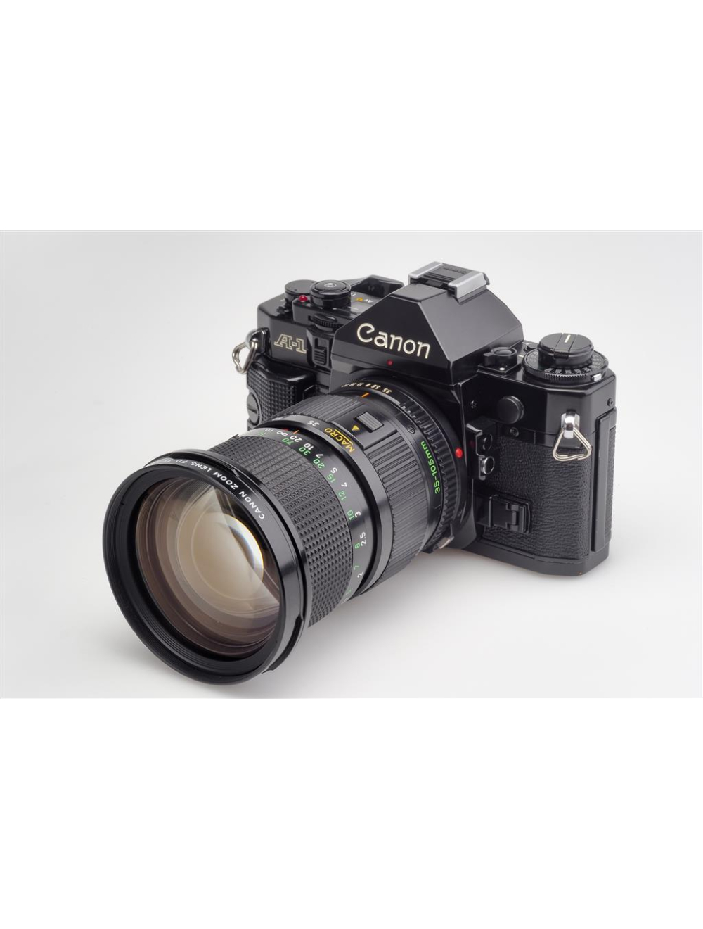 Canon A-1 Black Paint w. 3.5/35-105mm Zoom Lens | JO GEIER