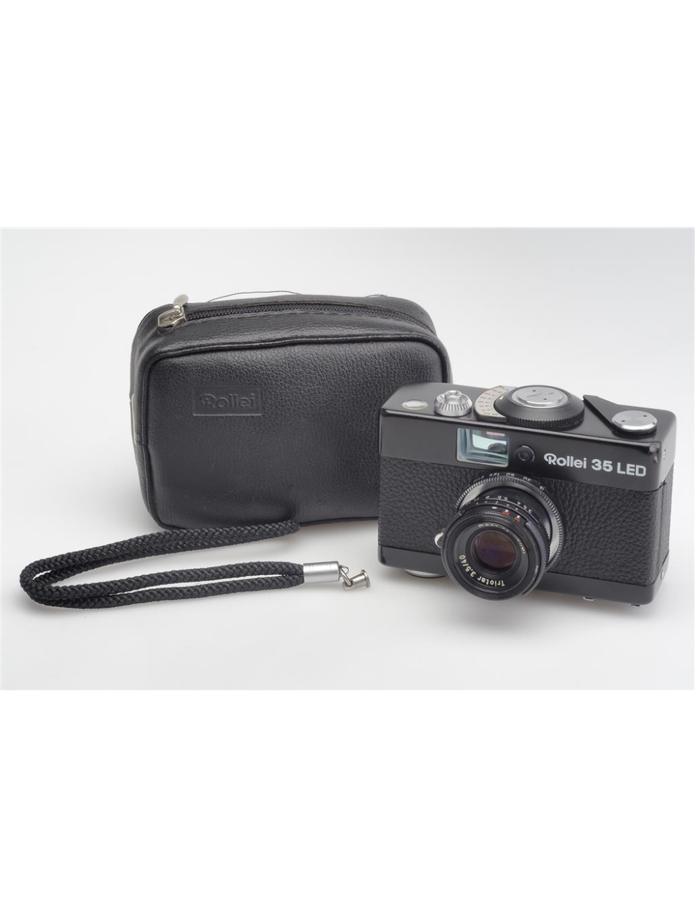 ROLLEI 35 LED ローライ TRIOTAR 40mm f3.5 Rollei 35 LED Black w. Triotar 3.5/40mm & Case | JO GEIER