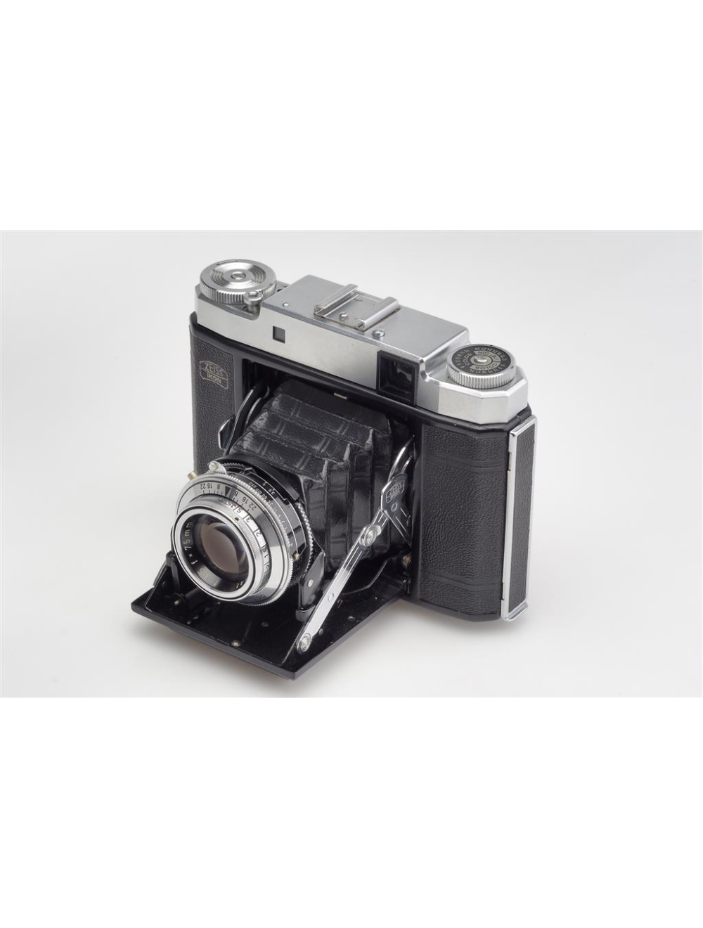 Zeiss Ikon Super Ikonta III 531/16 | JO GEIER
