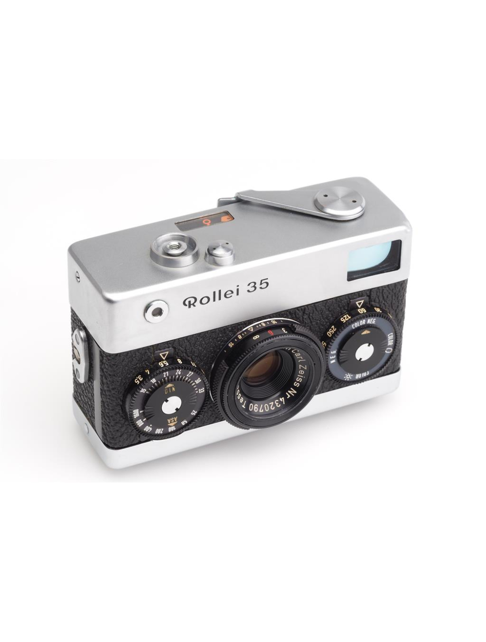 フィルムカメラ Rolleikess GERMANY Rollei 35 Chrome w. Tessar 3.5/40mm & Case Made in Germany | JO GEIER