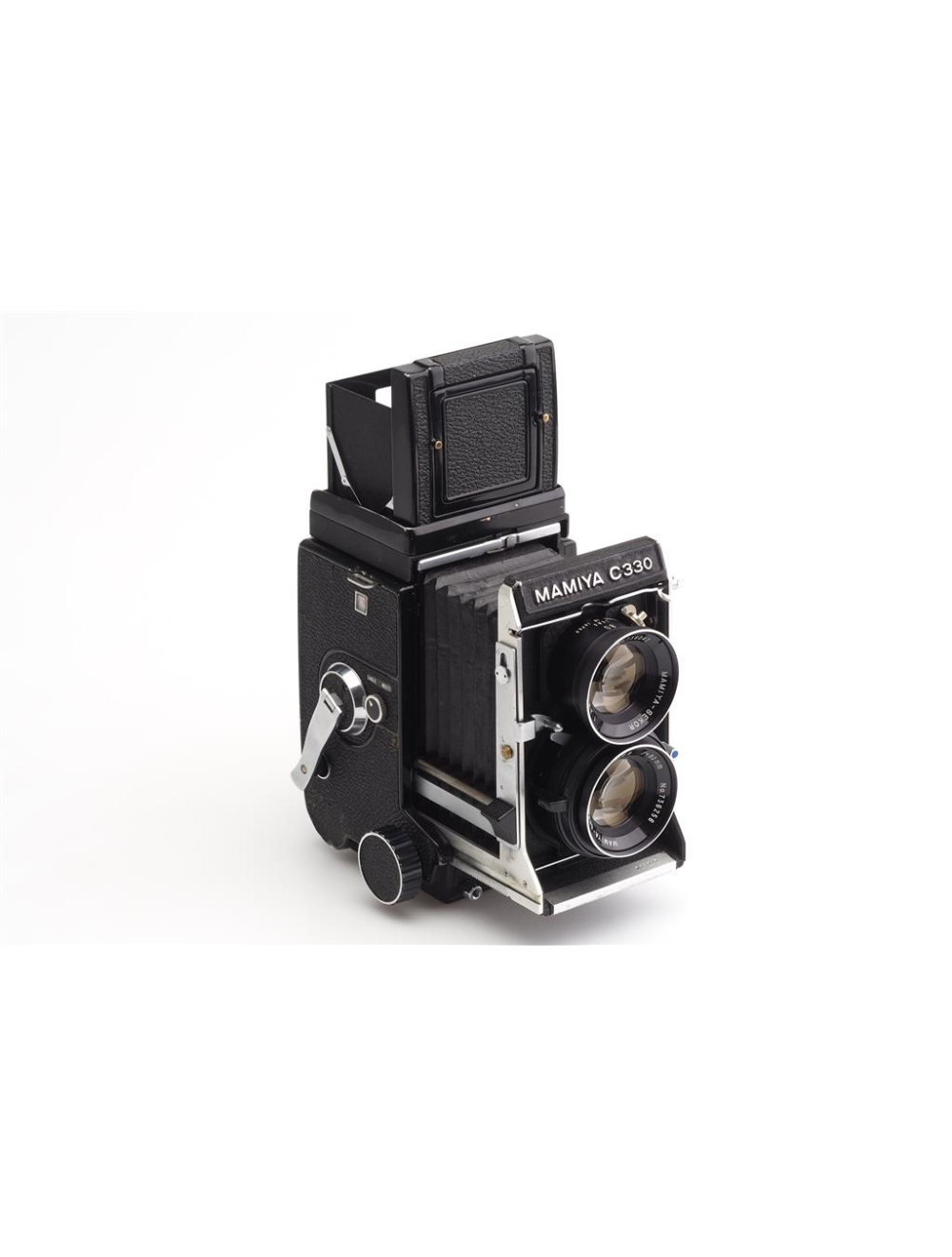 Mamiya C330 Professional w. 2.8/80mm Sekor Blue Dot Lens | JO GEIER