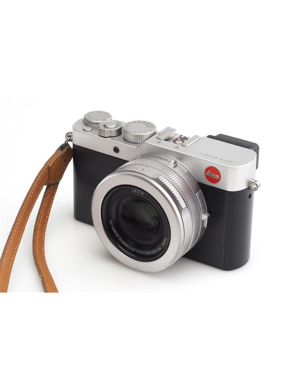 Leitz Leica D-Lux 7 Type No.3952 Vario Summilux Asph. | JO GEIER