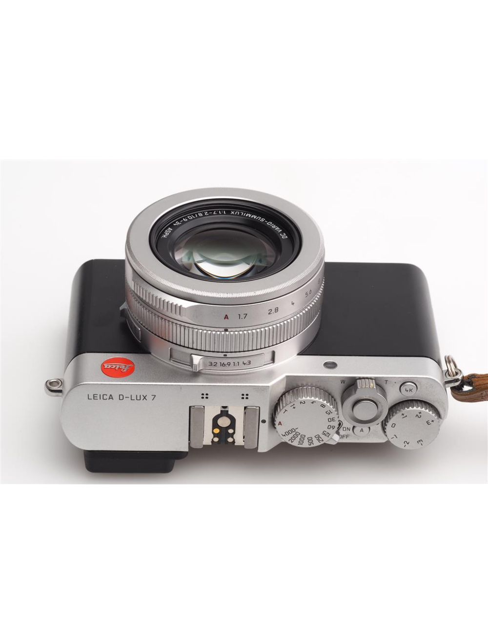 Leitz Leica D-Lux 7 Type No.3952 Vario Summilux Asph. | JO GEIER