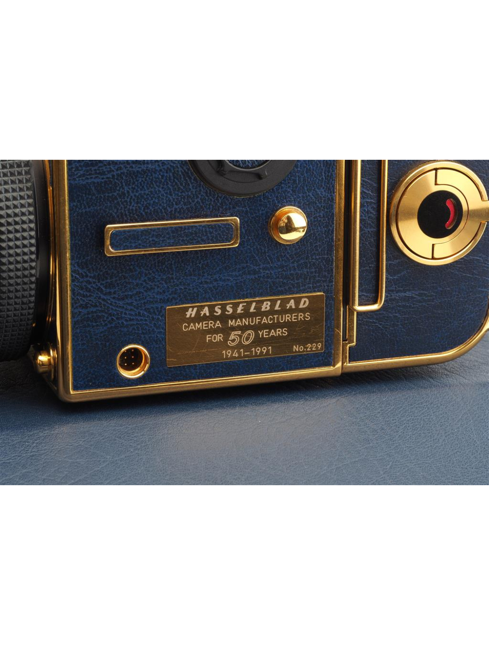 Hasselblad 503 CX 'Golden Blue' 50th Anniversary Camera | JO GEIER