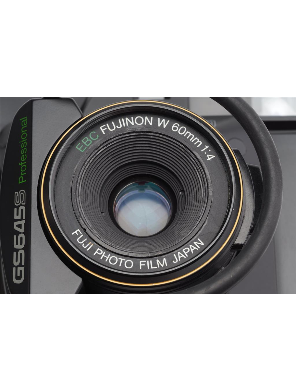 Fuji GS645 S Professional 6x4.5cm Wide 60 Rangefinder Camera