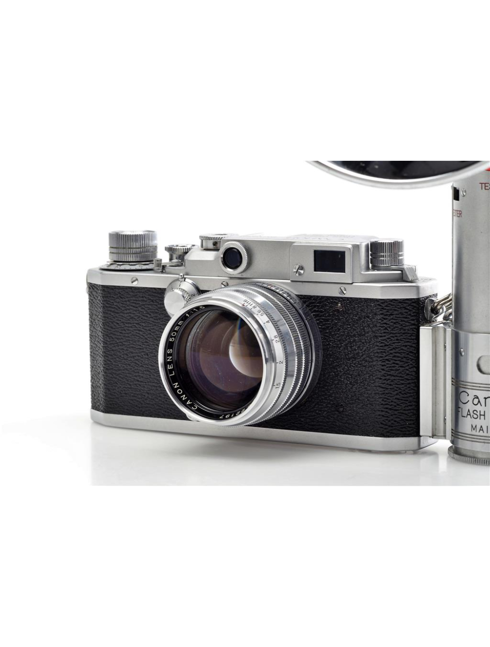 Canon IVSb2 w. Canon Lens 1.5/50mm and Flash Unit | JO GEIER