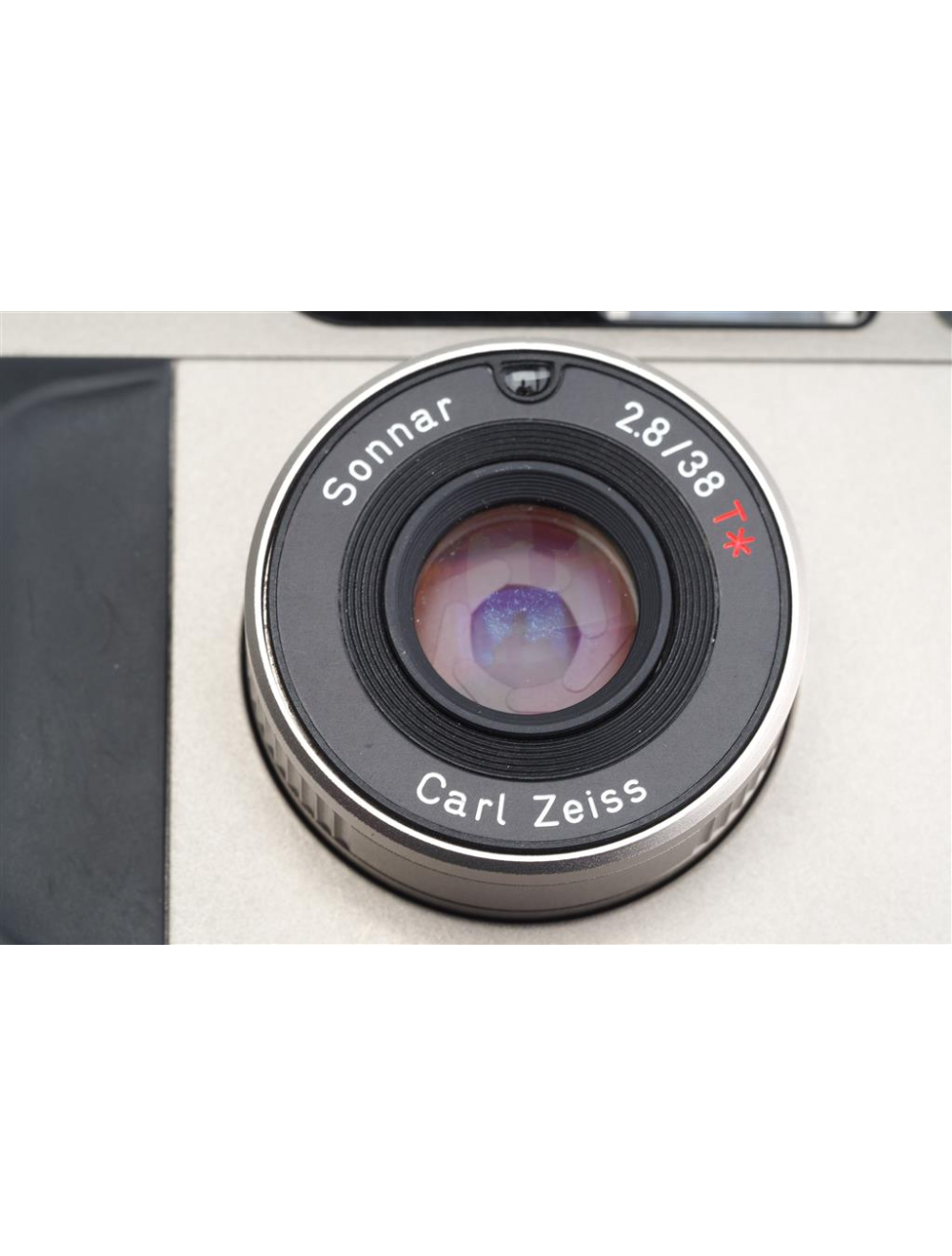 Contax T2 Titan w. Carl Zeiss Sonnar 2.8/38mm T* | JO GEIER