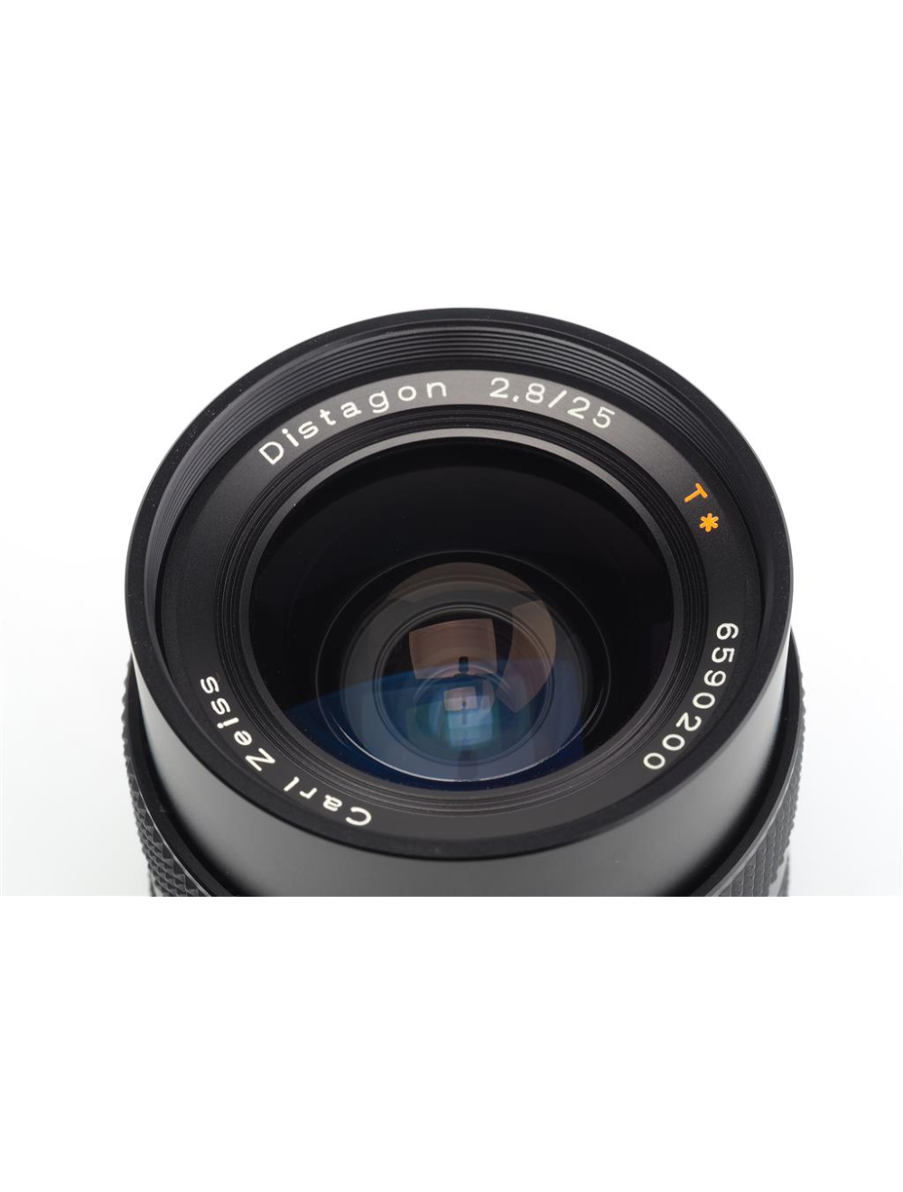 Legendary Contax Zeiss Vintage Lenses with Cinema Quality