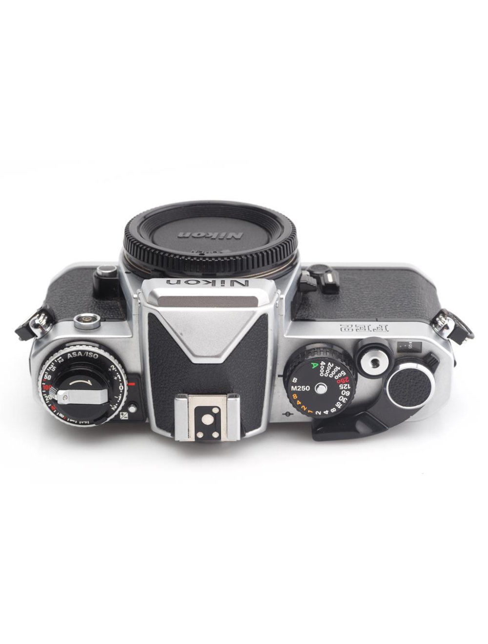 Nikon FE2 Chrome Body #2450832 | JO GEIER Nikon FE2 Chrome Body #2450832 | JO GEIER