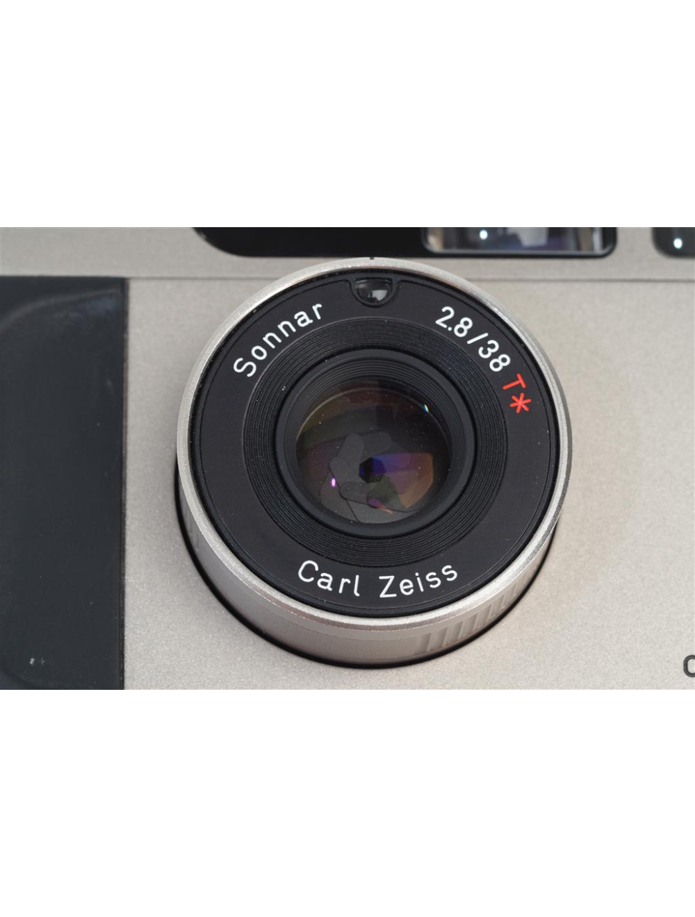 Contax T2 Titan w. Carl Zeiss Sonnar 2.8/38mm T* & Case | JO GEIER