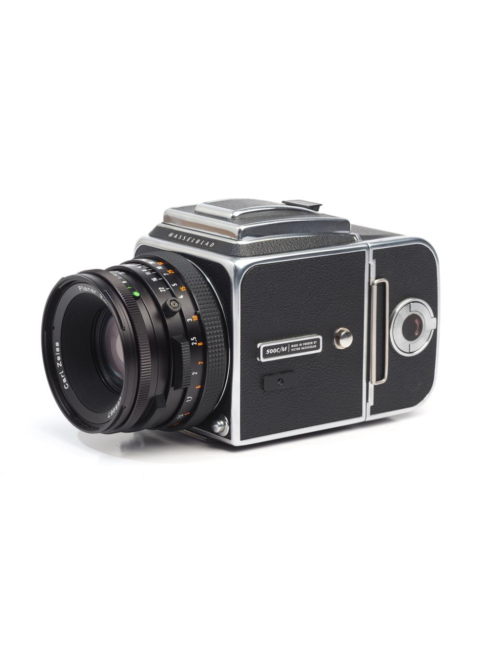 Hasselblad 500 C/M Chrome w. CF Planar 2.8/80mm T* & Mag. 12 | JO
