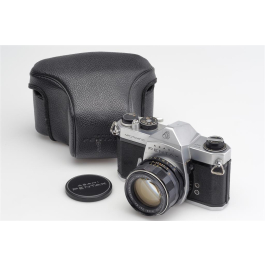 Asahi Pentax Spotmatic SP Chrome w. 1.4/50mm Super Takumar | JO GEIER